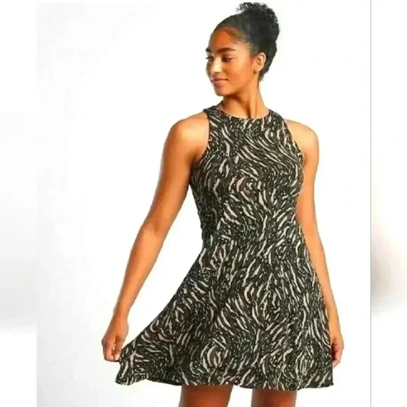 Athleta Santorini Thera Soft Modal Athleisure Travel Dress Small - Picture 1 of 10